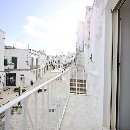 Casetta Arco Con Balcone Cisternino Eksteriør billede