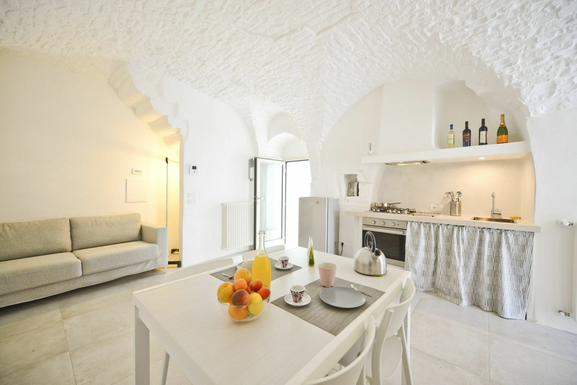 Casetta Arco Con Balcone Cisternino Eksteriør billede